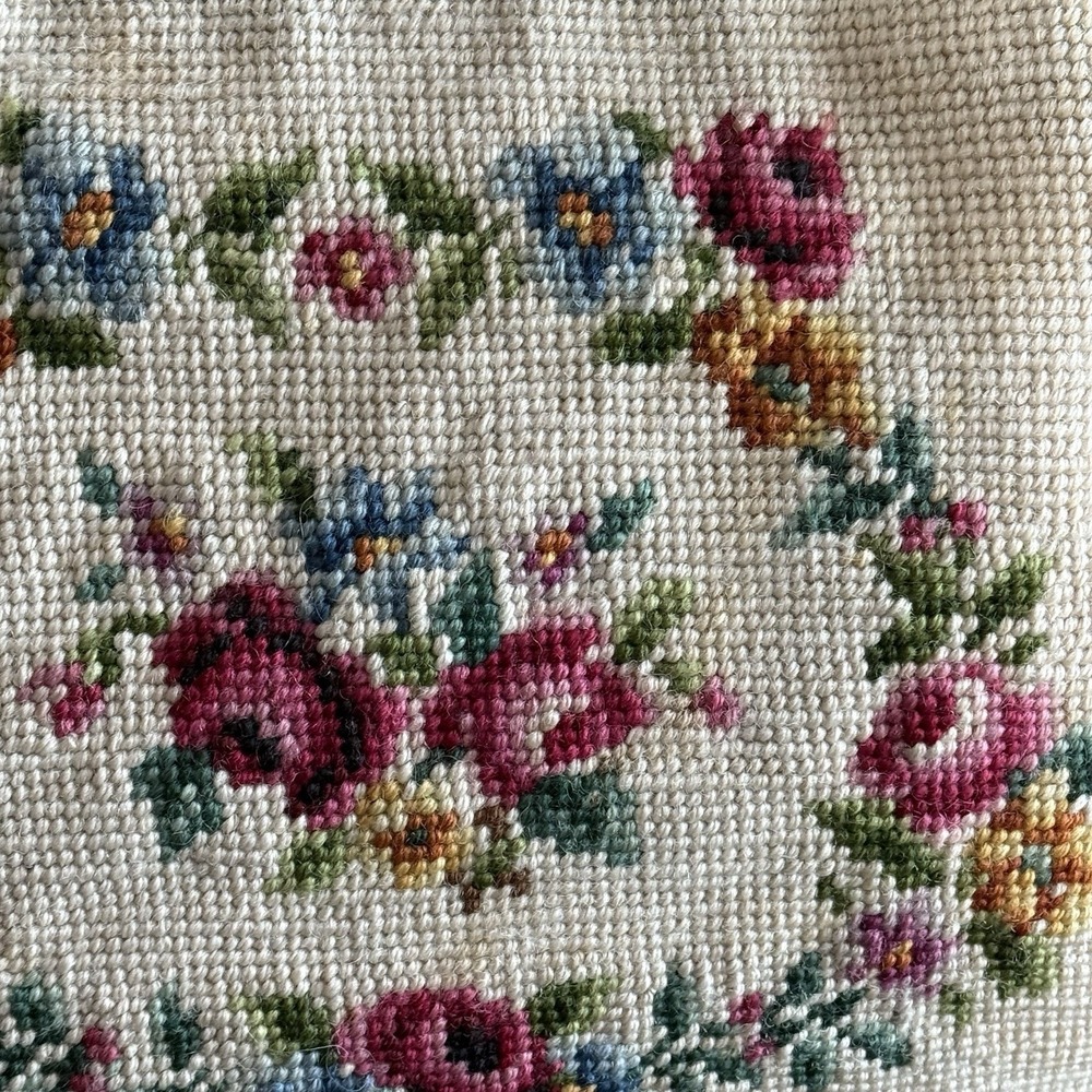 VTG  1930s Petit Point Needlepoint Tapestry Floral Purse Handbag Metal Strap GUC - Picture 5 of 16